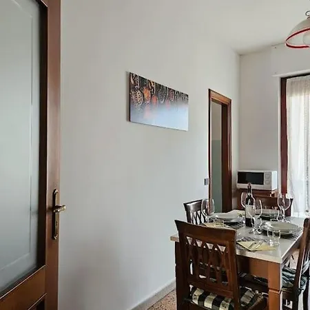 La Casa Di Nonna Gina Apartment *