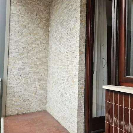 Appartamento La Casa Di Nonna Gina Alba (Piedmont)