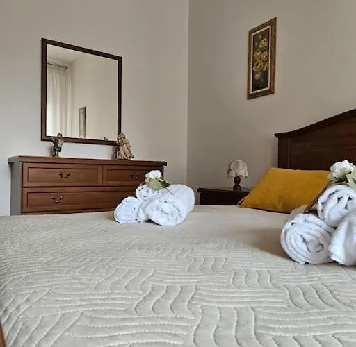 Апартаменты La Casa Di Nonna Gina Альба